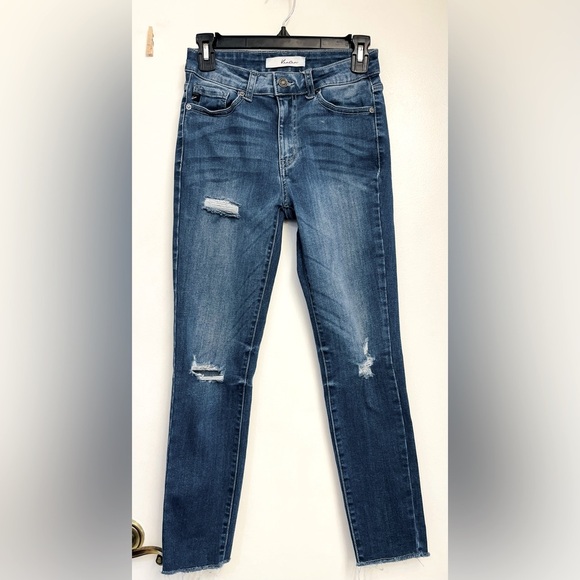 KanCan Distressed Skinny Crop Jeans, 5/26 - Picture 1 of 4